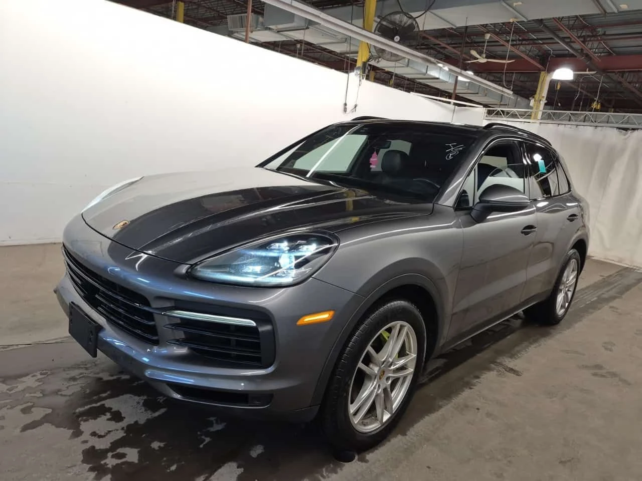 Porsche Cayenne E-Hybrid | PANO | 2 KEYS | ПОДГРЕВИ 