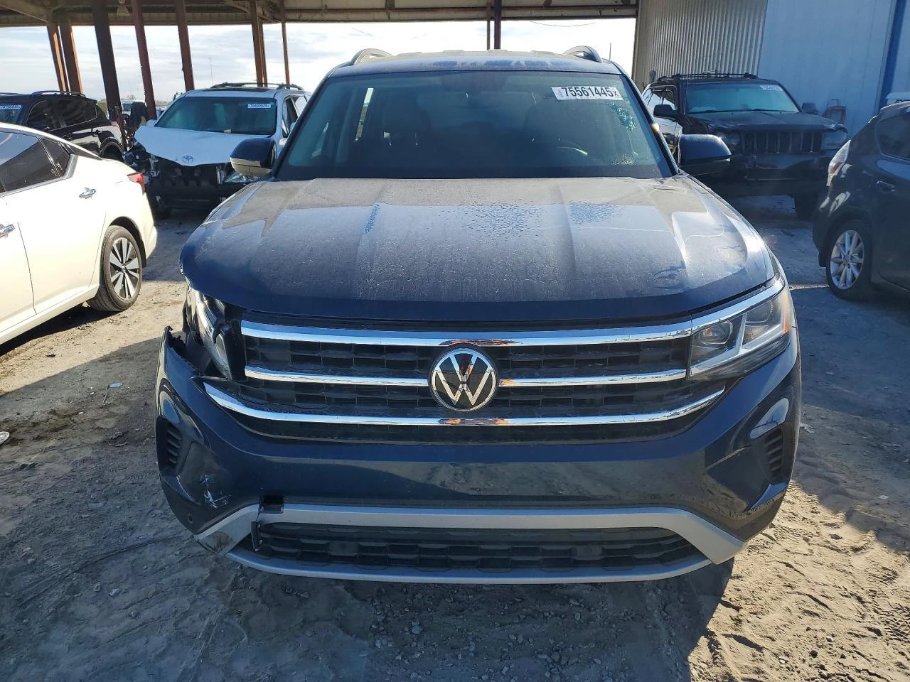 VW Atlas * ДИГИТАЛНО* ТАБЛО* КАМЕРА* КОЖА* ПОДГРЕВ* , снимка 3 - Автомобили и джипове - 53853125