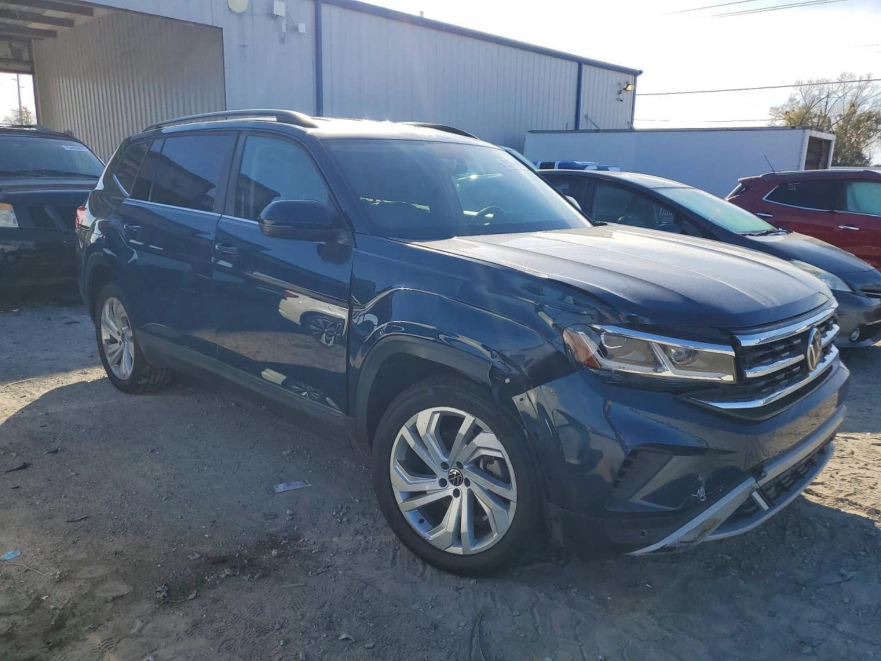 VW Atlas * ДИГИТАЛНО* ТАБЛО* КАМЕРА* КОЖА* ПОДГРЕВ* , снимка 2 - Автомобили и джипове - 53853125