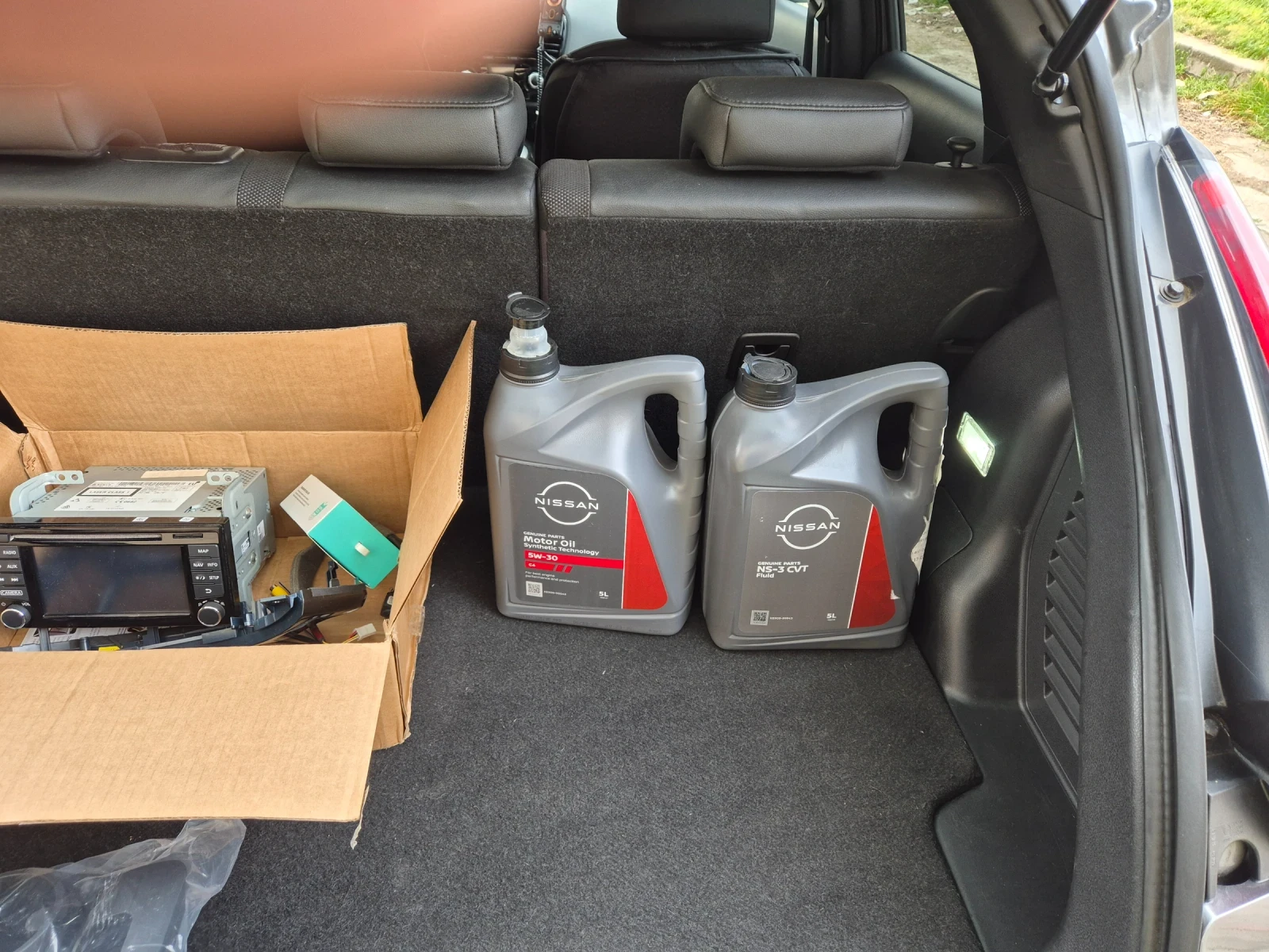 Nissan Juke, снимка 8 - Автомобили и джипове - 54080751