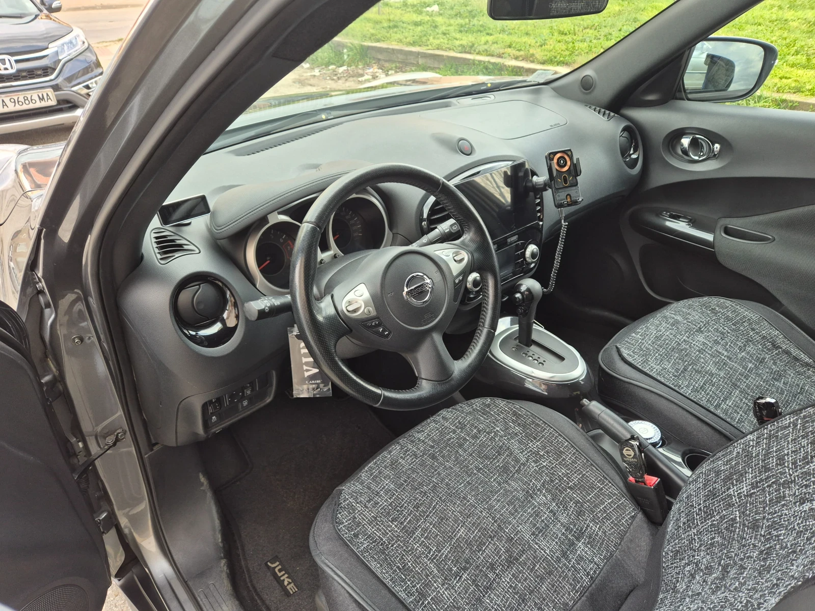 Nissan Juke, снимка 7 - Автомобили и джипове - 54080751