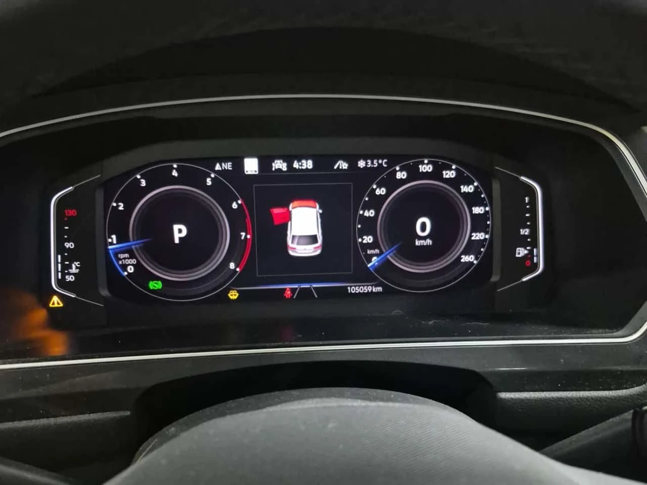 VW Tiguan * HIGHLINE R LINE * CARFAX * ЦЕНА ДО БГ, снимка 10 - Автомобили и джипове - 54236957