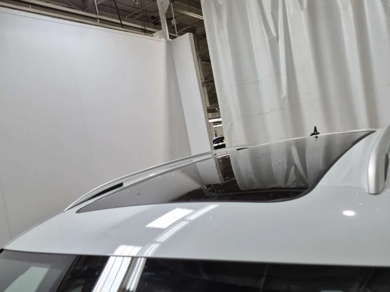 VW Tiguan * HIGHLINE R LINE * CARFAX * ЦЕНА ДО БГ, снимка 6 - Автомобили и джипове - 54236957