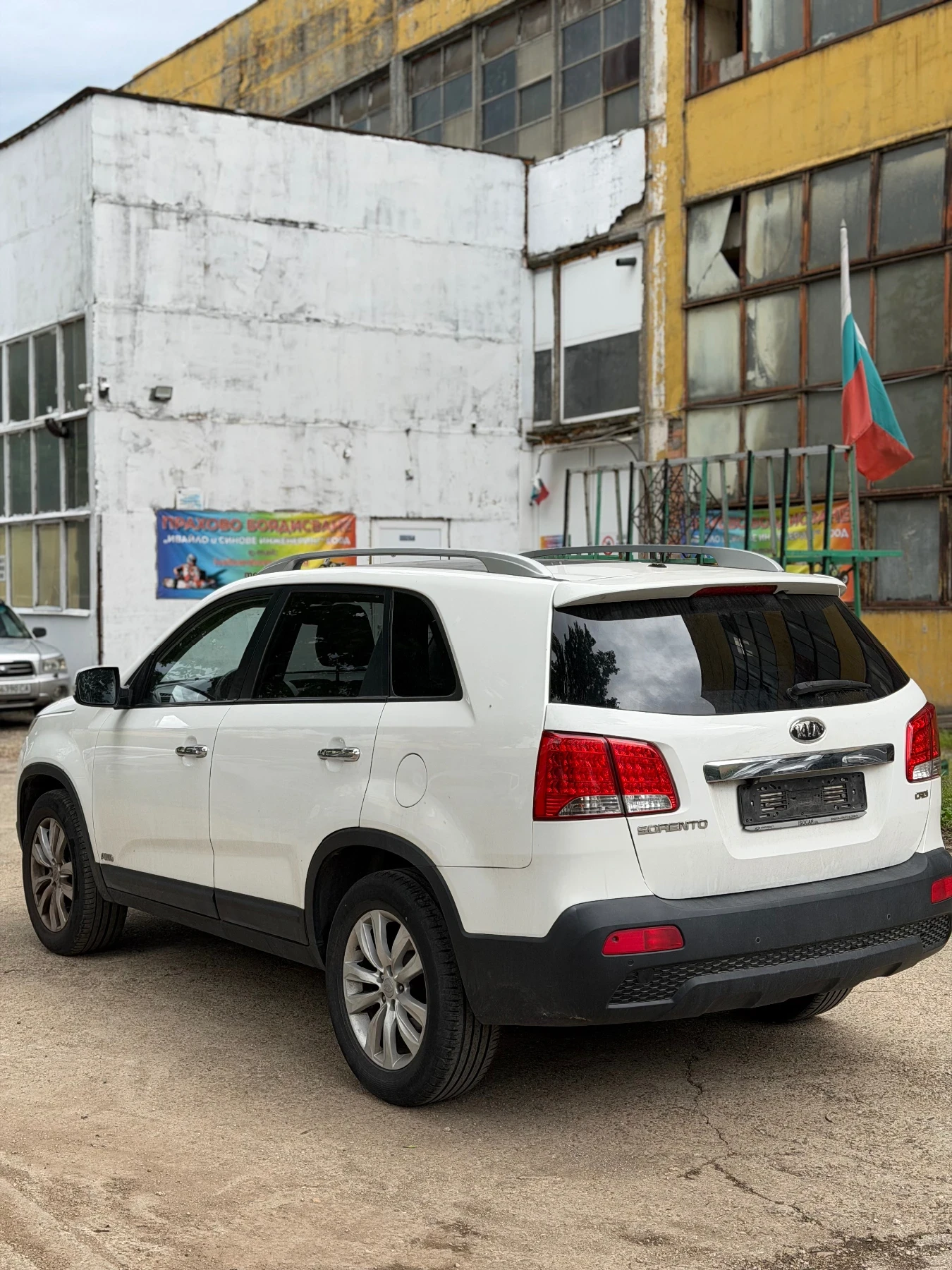 Kia Sportage, снимка 6 - Автомобили и джипове - 54647064