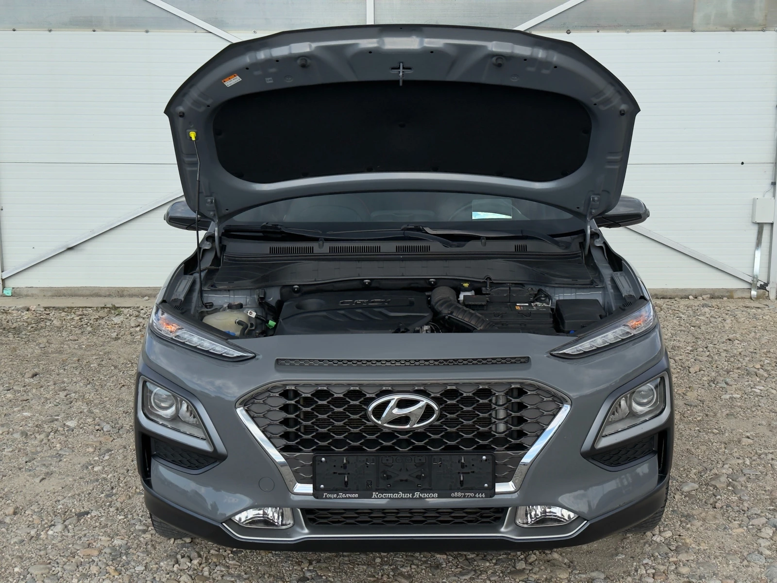 Hyundai Kona 1.6 CRDI Автомат/Сервизна история/Head-up/Лизинг, снимка 16 - Автомобили и джипове - 55062644