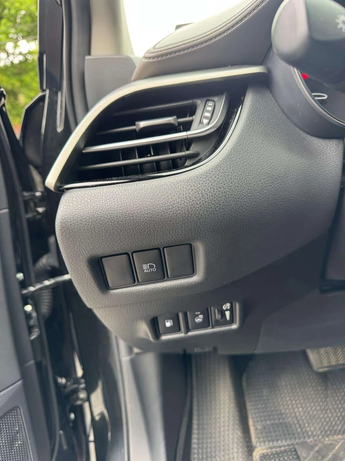 Toyota C-HR * Limited FWD * CARFAX * ����� �� ����������� | Mobile.bg � ����������� 16
