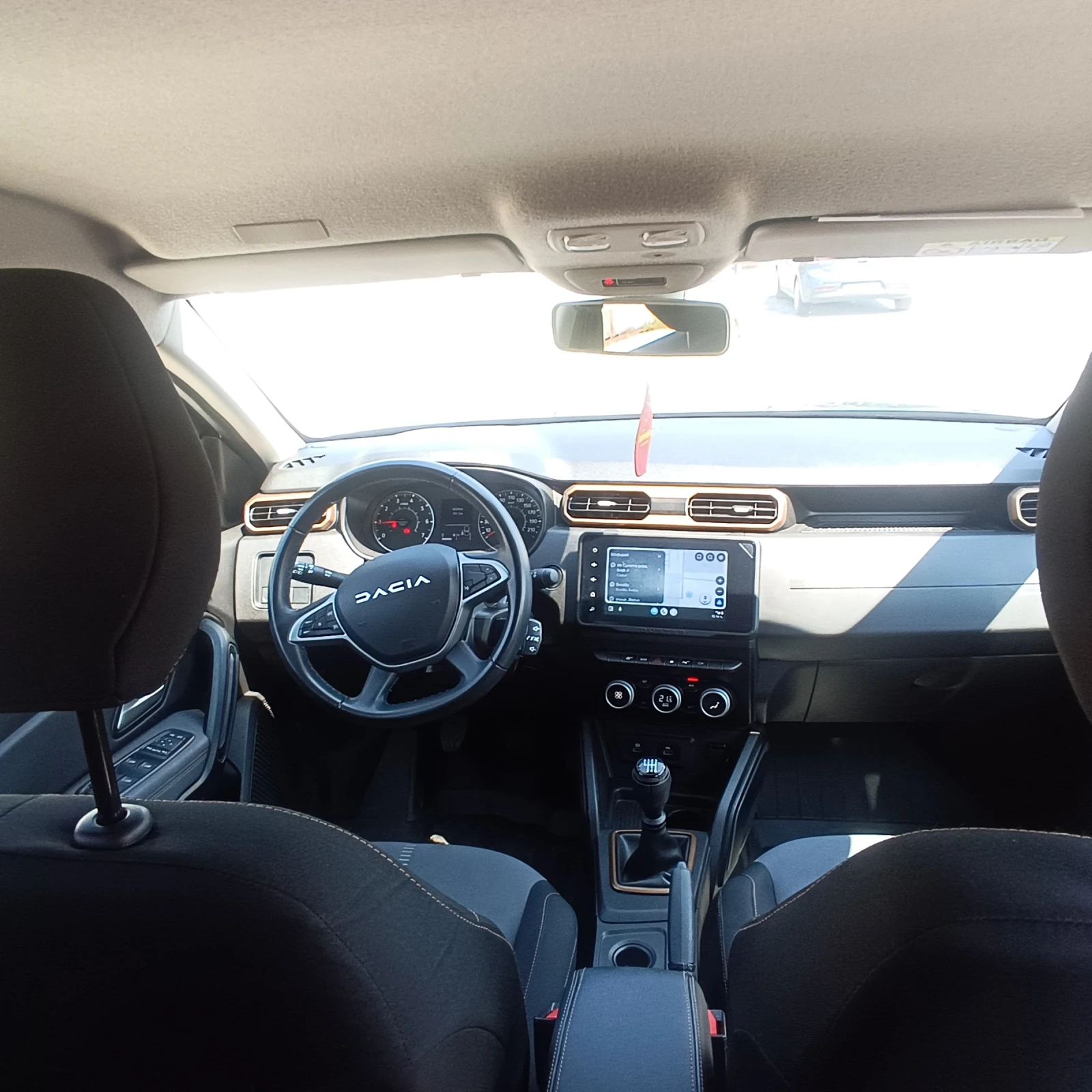 Dacia Duster, снимка 11 - Автомобили и джипове - 55446309