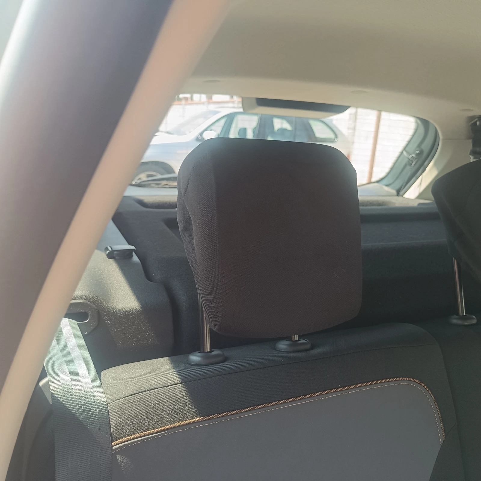 Dacia Duster, снимка 9 - Автомобили и джипове - 55446309
