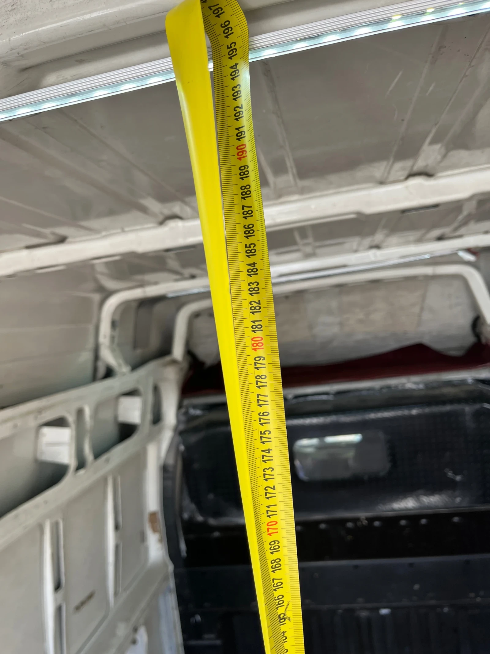 Ford Transit 125 T 300 - изображение 8