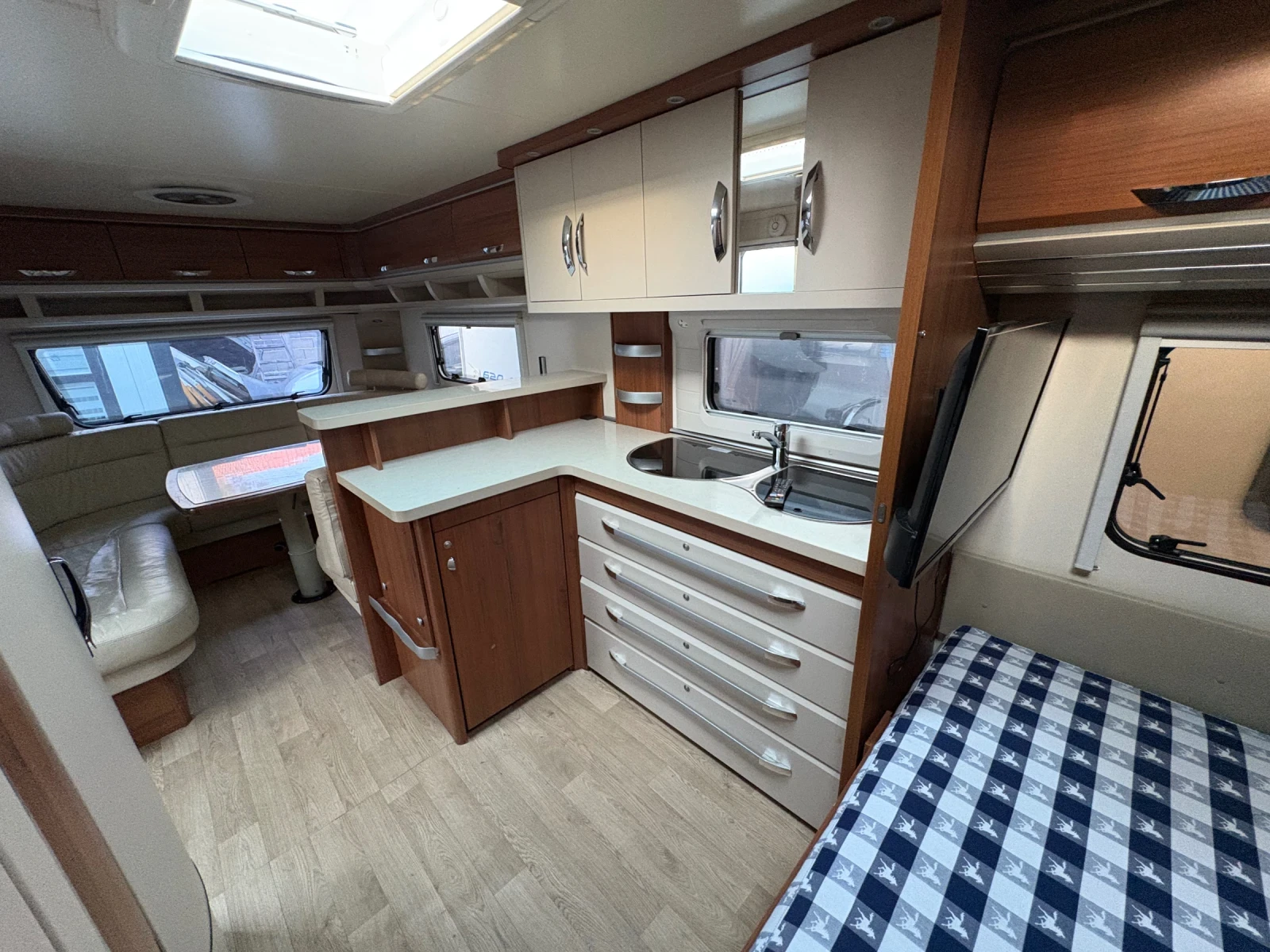 Каравана Hobby Premium 560  - изображение 7