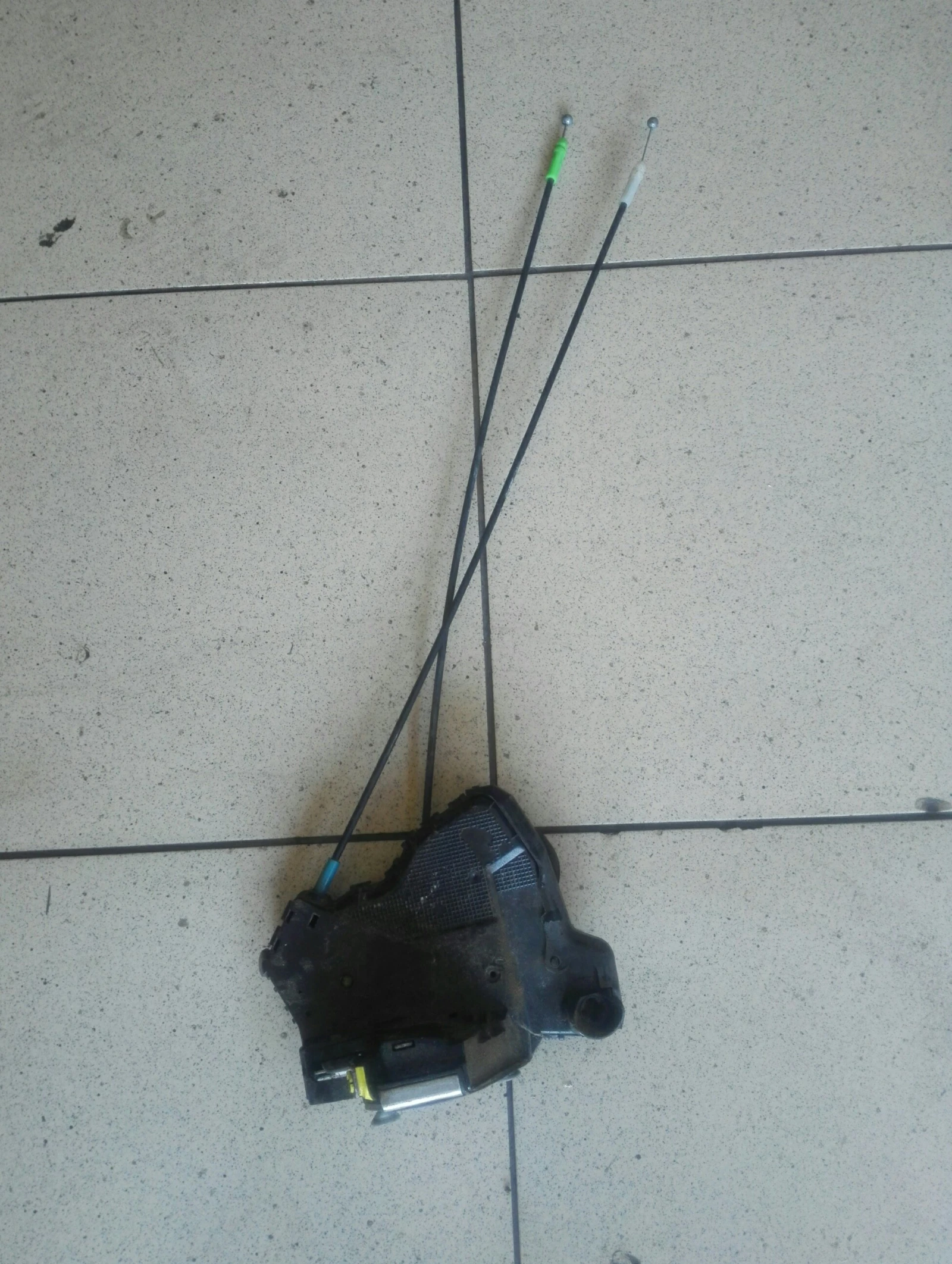      4 07. | Mobile.bg   1