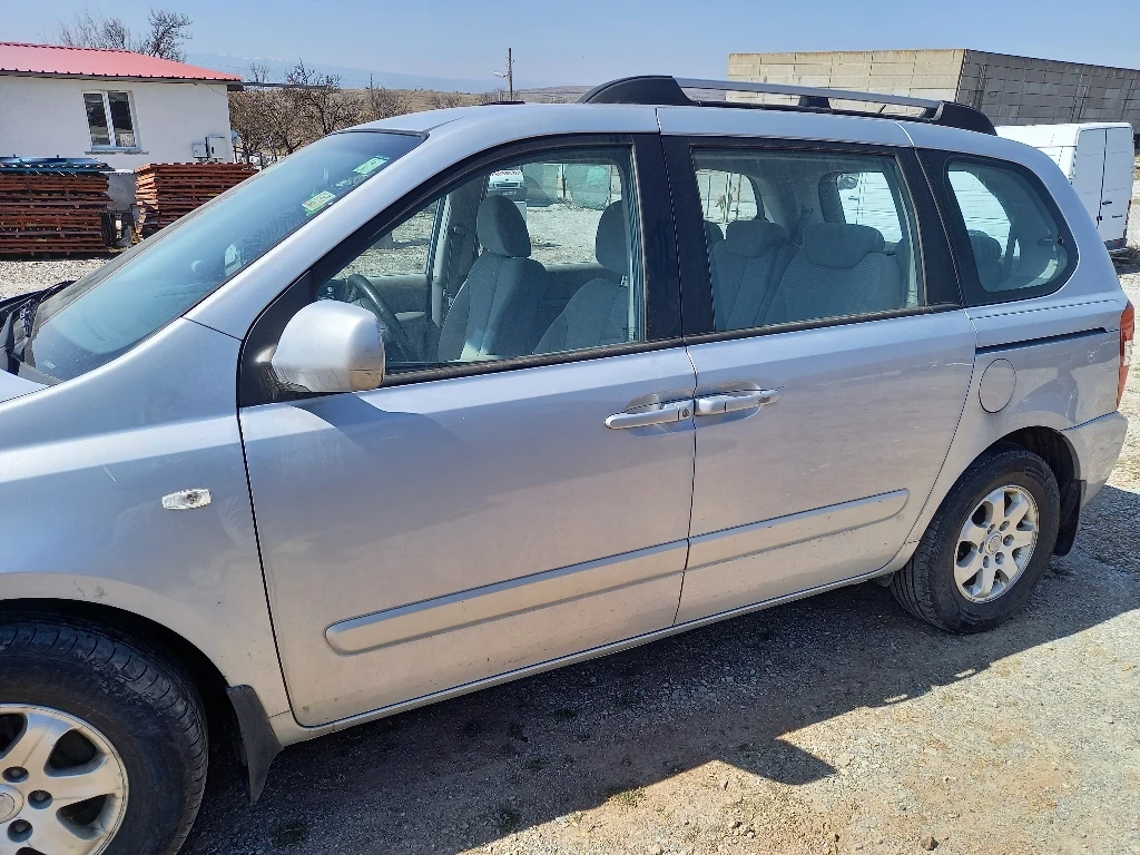 Стъкло задно ляво крайно отваряемо Киа Карнивал (к)