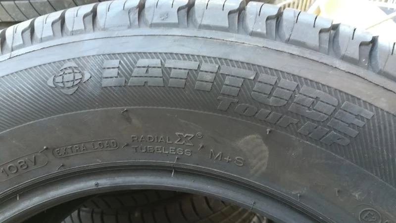 Гуми Летни 235/65R17, снимка 9 - Гуми и джанти - 26827509