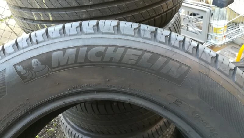 Гуми Летни 235/65R17, снимка 6 - Гуми и джанти - 26827509