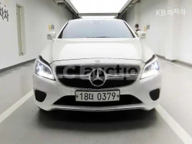 Mercedes-Benz CLS 350 4MATIC, снимка 2