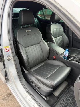 Skoda Superb 2.0 TDi L&K 4x4, снимка 12