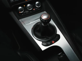 Audi Tt RS quattro 2.5T Ръчка* АвтоКредит* (ЦЕНА ДО БГ), снимка 13