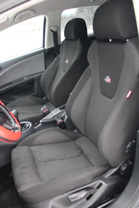 Seat Leon 1.6 - 4100 € / 8018.90 лв. - 72363429 11