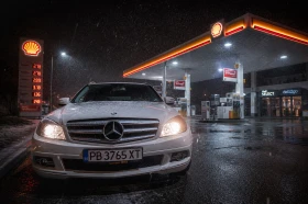 ������ Mercedes-Benz C 320