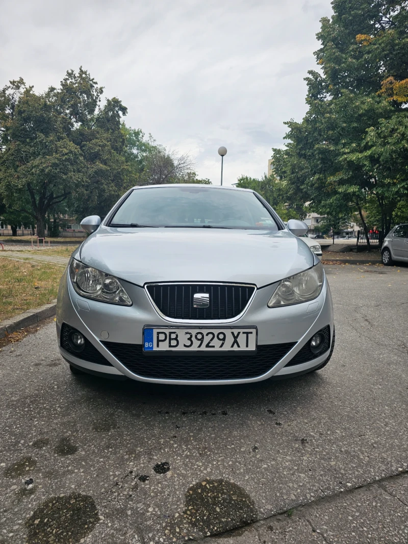 Seat Ibiza, снимка 1 - Автомобили и джипове - 47229370