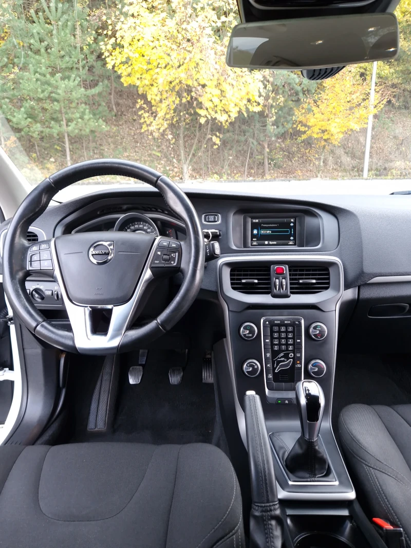 Volvo V40 2.0D 120ps ITALIA!!!, снимка 9 - Автомобили и джипове - 47859848