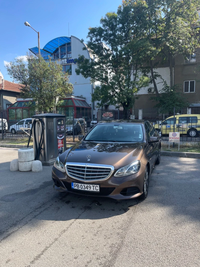 Mercedes-Benz E 200, снимка 3 - Автомобили и джипове - 49028122