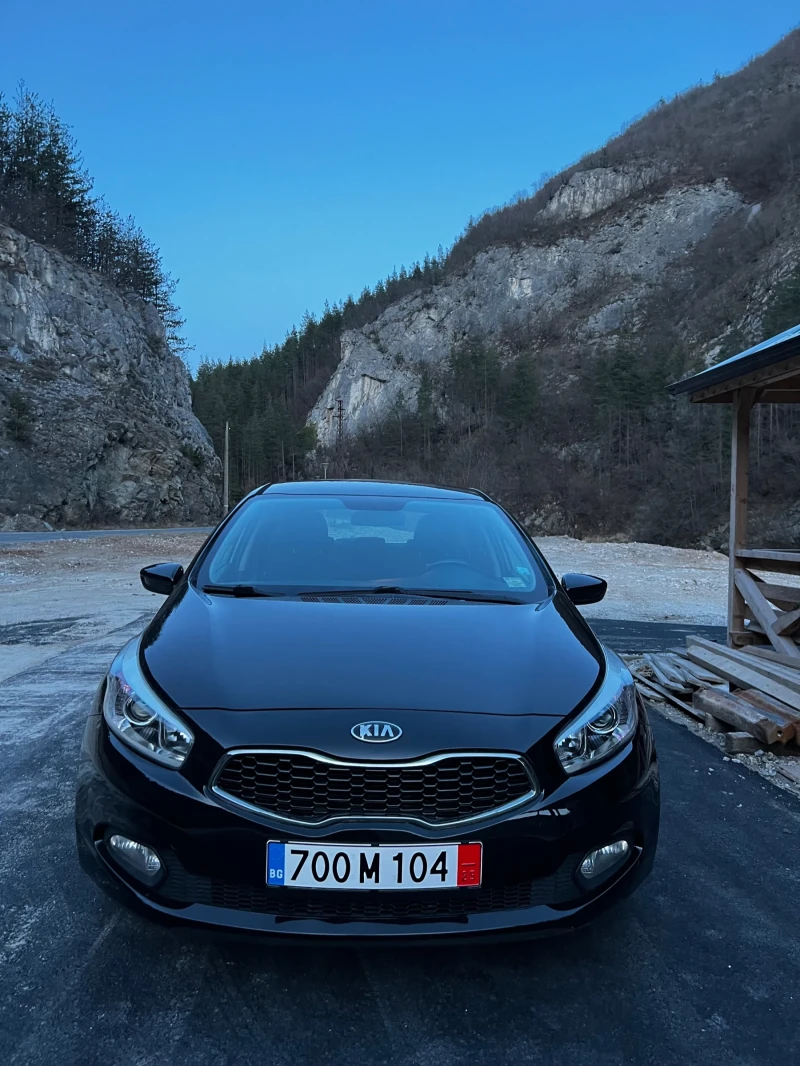 Kia Ceed, снимка 2 - Автомобили и джипове - 49588830