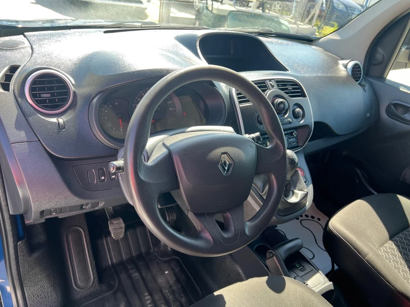 Renault Kangoo 1.5dci-Klima, снимка 8 - Автомобили и джипове - 50031152