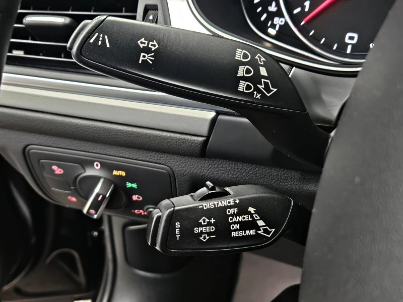 Audi A6 313PS! S-LINE/GERMANY/DISTR/ПОДГРЕВ/SPORT SOUND/L, снимка 12 - Автомобили и джипове - 52061383