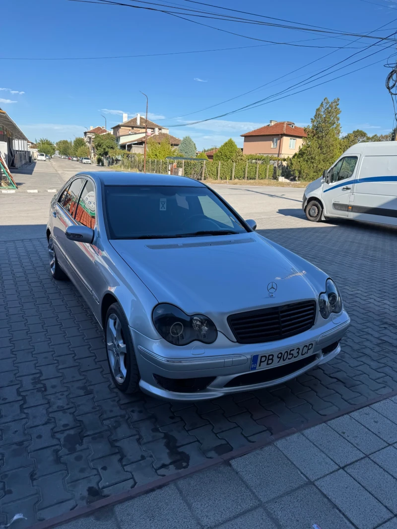 Mercedes-Benz C 220, снимка 4 - Автомобили и джипове - 52295250