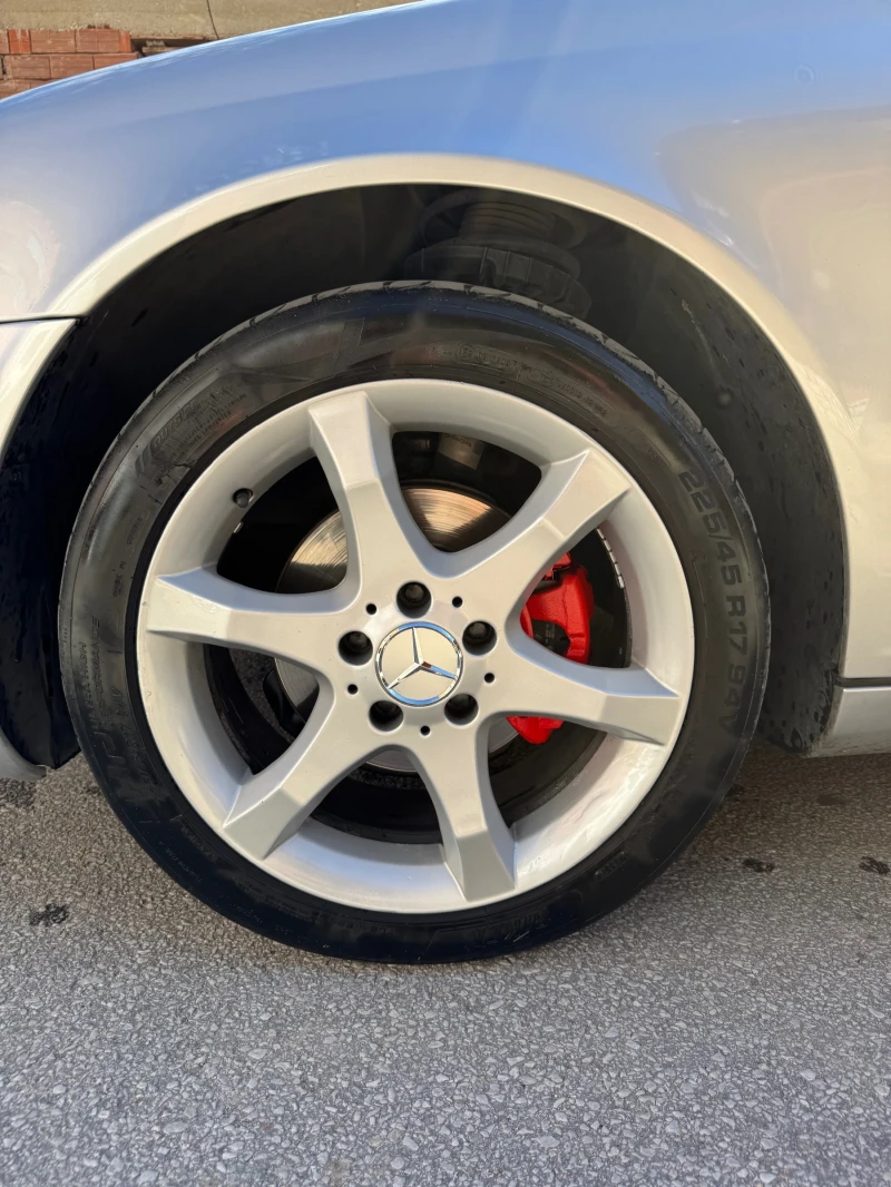 Mercedes-Benz C 220, снимка 7 - Автомобили и джипове - 52295250