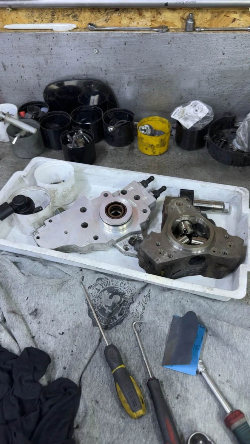 Mercedes-Benz C 220, снимка 14 - Автомобили и джипове - 52295250