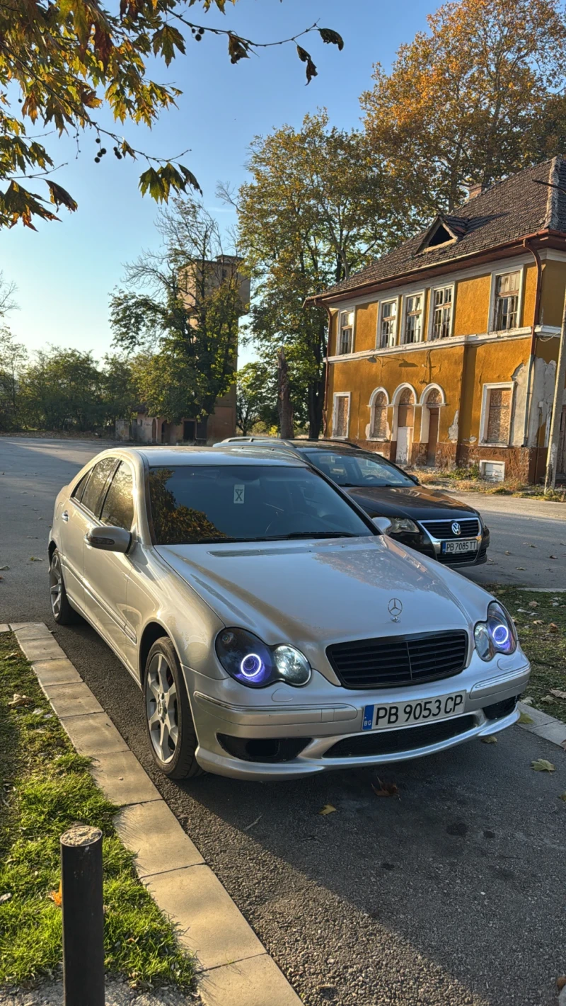 Mercedes-Benz C 220