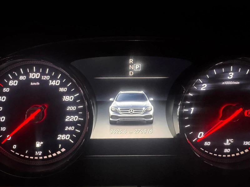 Mercedes-Benz E 350, снимка 17 - Автомобили и джипове - 52845724