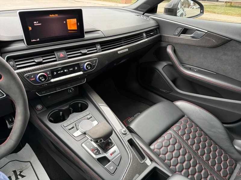 Audi Rs5 * SPORTBACK * CARFAX * БЕЗ ПЪРВОНАЧАЛНА ВНОСКА, снимка 9 - Автомобили и джипове - 52901264
