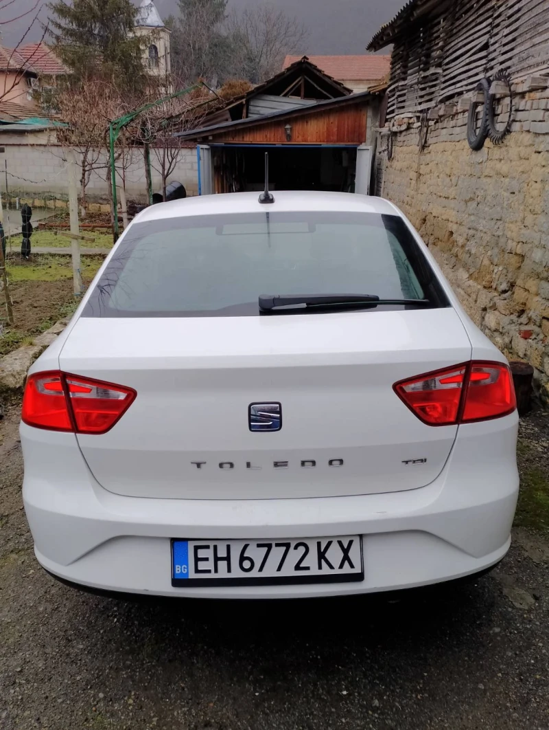Seat Toledo 1.6TDI, снимка 6 - Автомобили и джипове - 53597695