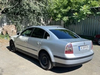 VW Passat, снимка 2 - Автомобили и джипове - 47423658