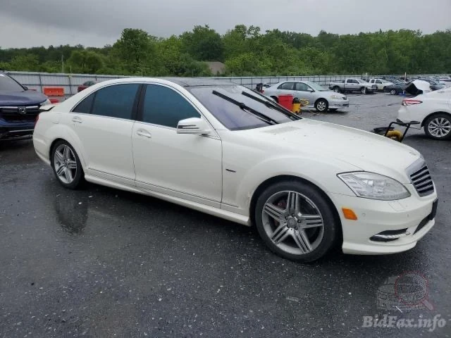 Mercedes-Benz S 550  - изображение 2
