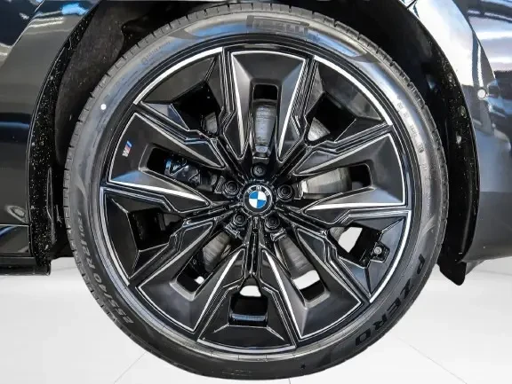 BMW 760 e M xDrive = NEW = Shadow Line Гаранция, снимка 3 - Автомобили и джипове - 53823773