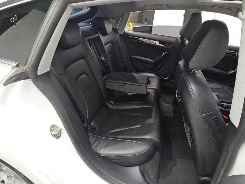 Audi A5 2.0 TDI Quattro, снимка 13 - Автомобили и джипове - 54552630