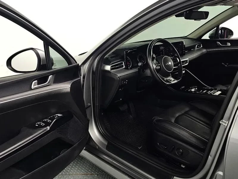 Kia K5, снимка 10 - Автомобили и джипове - 56690389