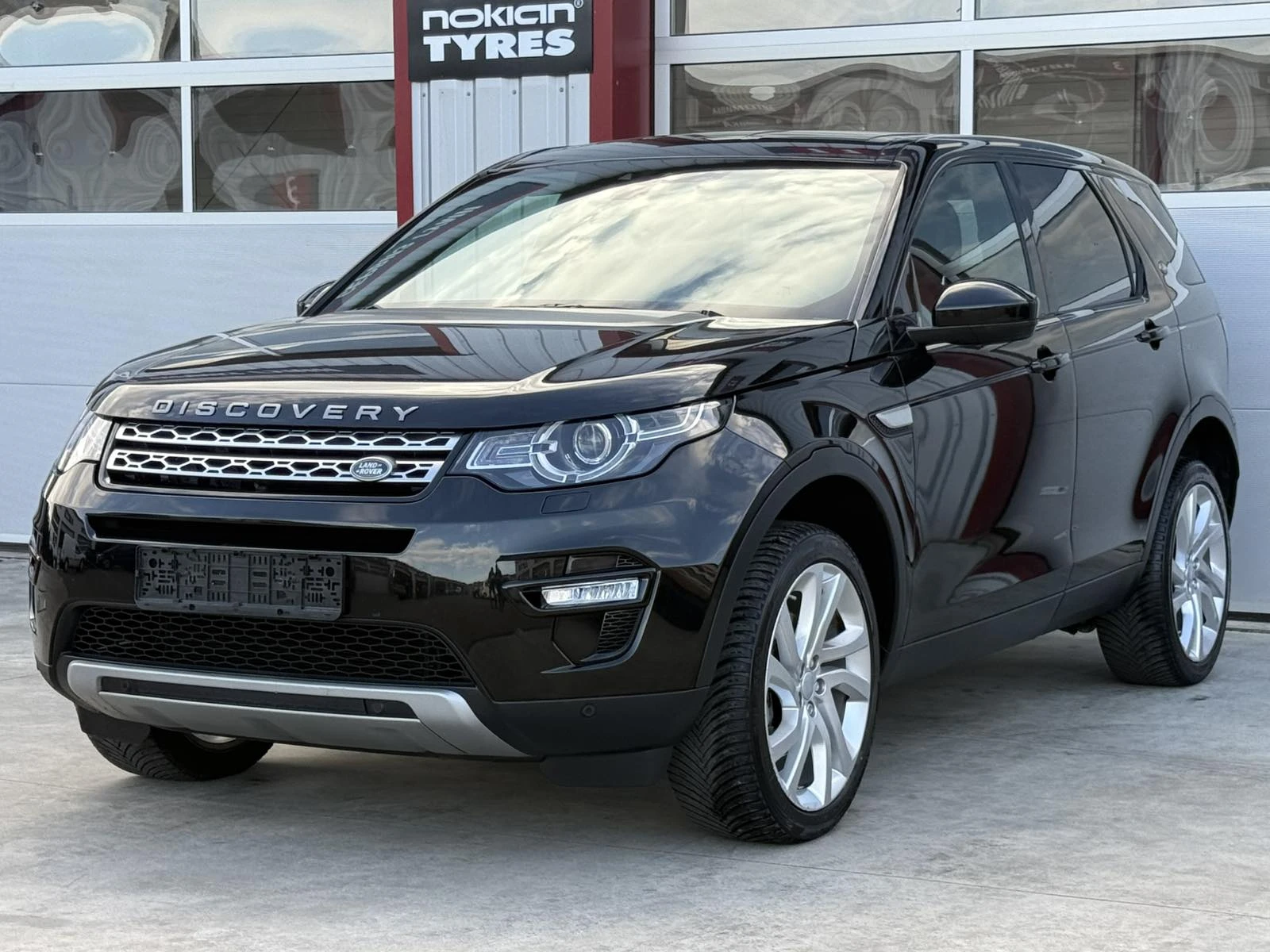 Land Rover Discovery Sport 4Х4 FULL РЕАЛ КМ-100% ИЗКЛЮЧИТЕЛН СЕРВ КНИЖК ОБСЛУ