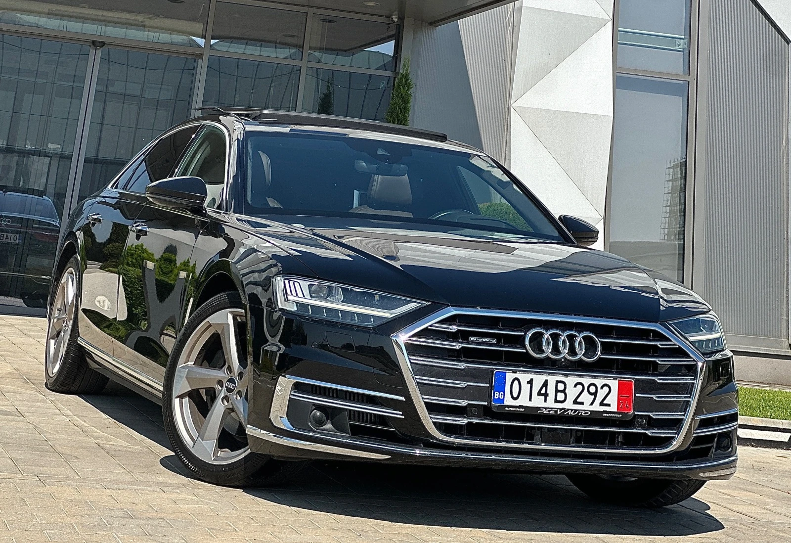 Audi A8 50TDI#DISTRONIC#PODGREV#OBDUH#PANORAMA#360 CAM#TV# - изображение 2