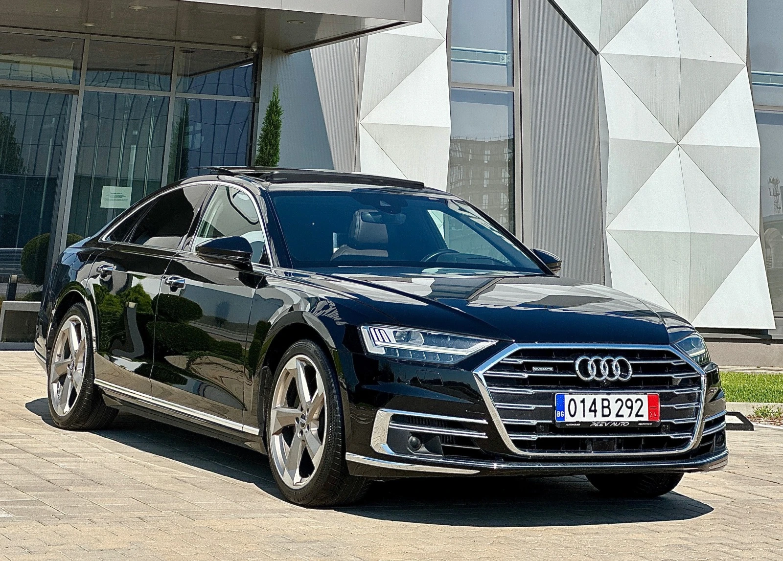 Audi A8 50TDI#DISTRONIC#PODGREV#OBDUH#PANORAMA#360 CAM#TV# - изображение 4