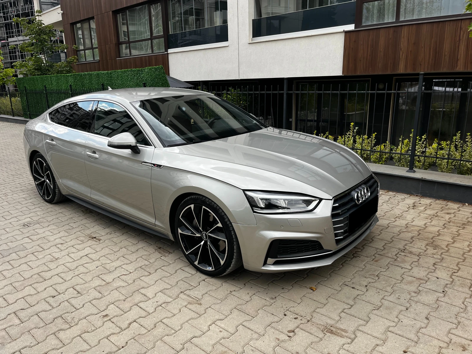 Audi A5 Sportback 2.0 TDI Quattro / ГОТОВ ЛИЗИНГ - изображение 3