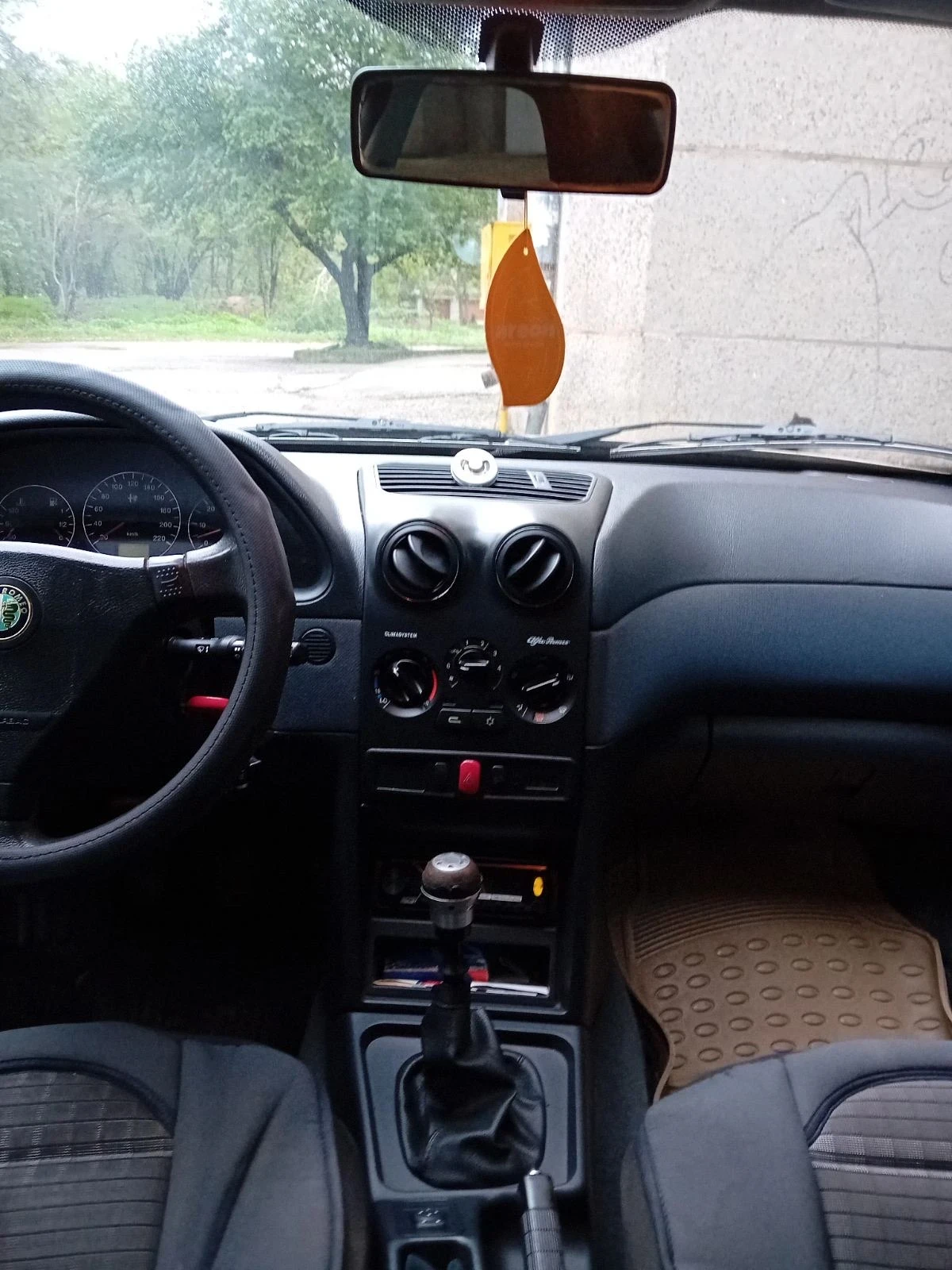 Alfa Romeo 146 1.9JTD - изображение 10