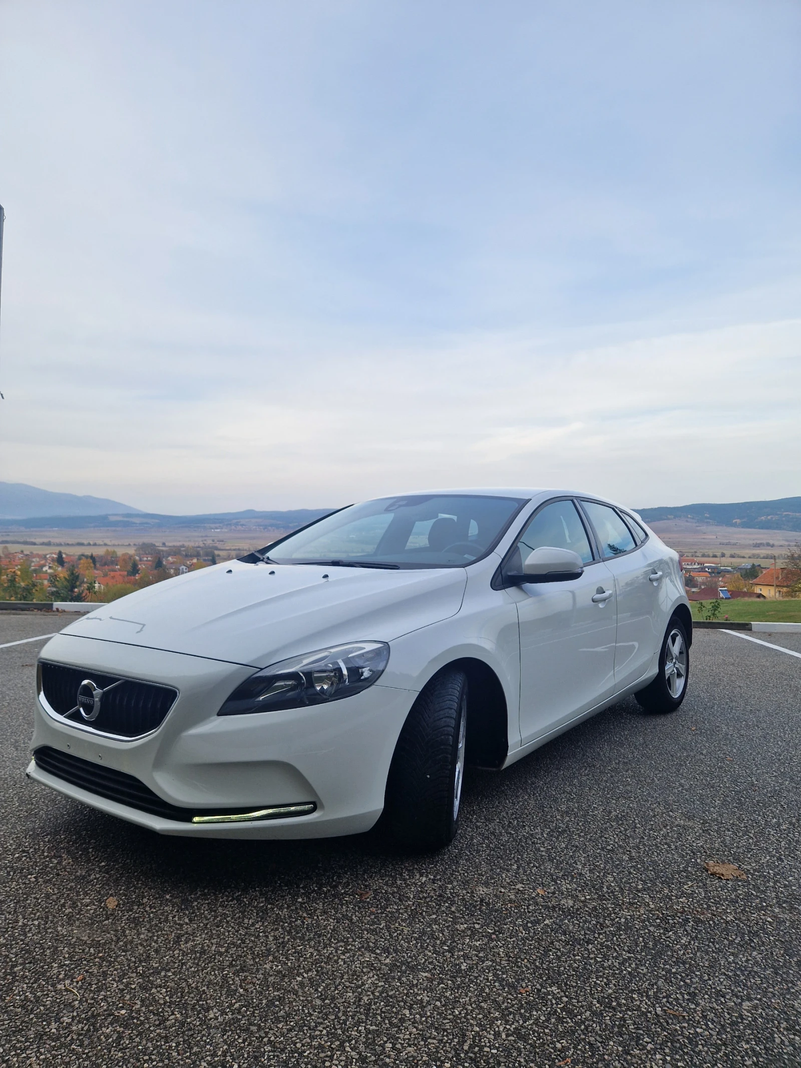 Volvo V40 2.0D 120ps ITALIA!!! - изображение 3