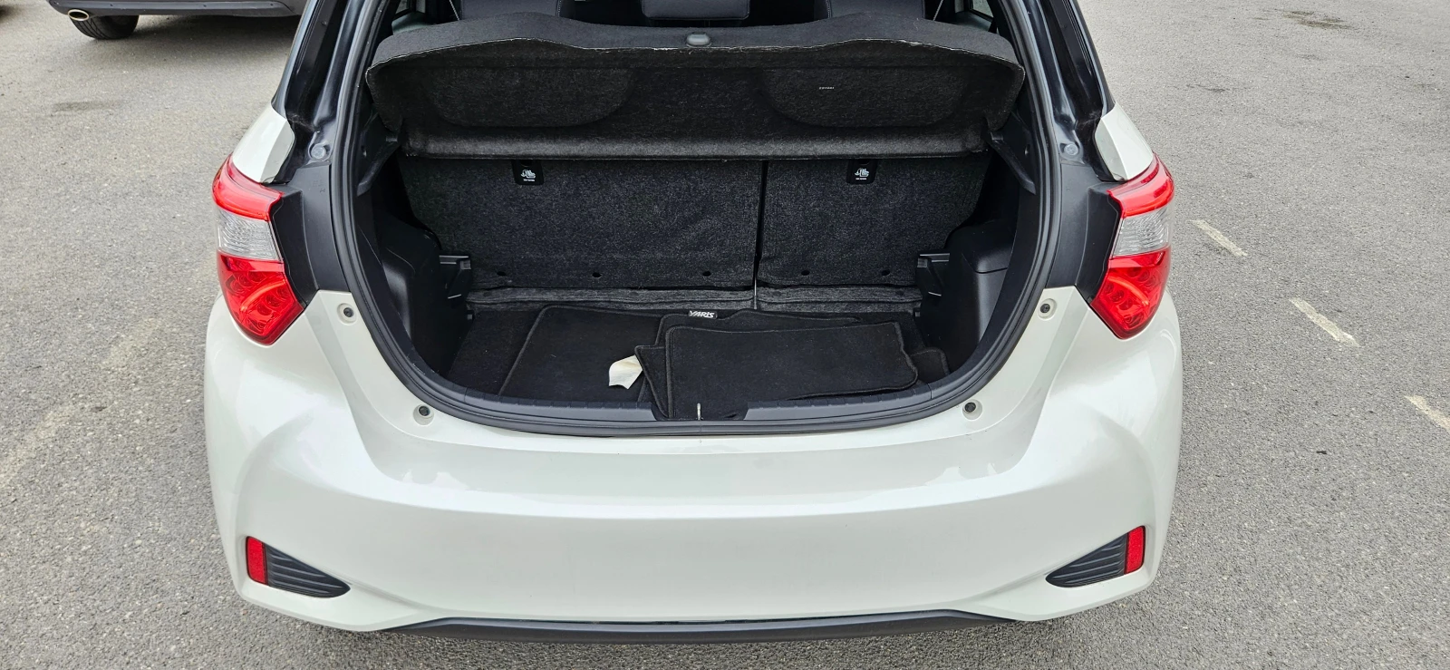 Toyota Yaris 1.5 Hybrid  Style | Mobile.bg   15