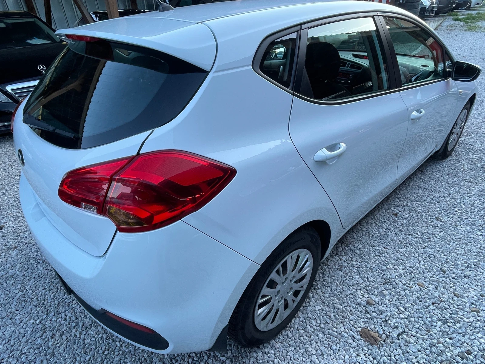 Kia Ceed 1.4 i A/C - изображение 4