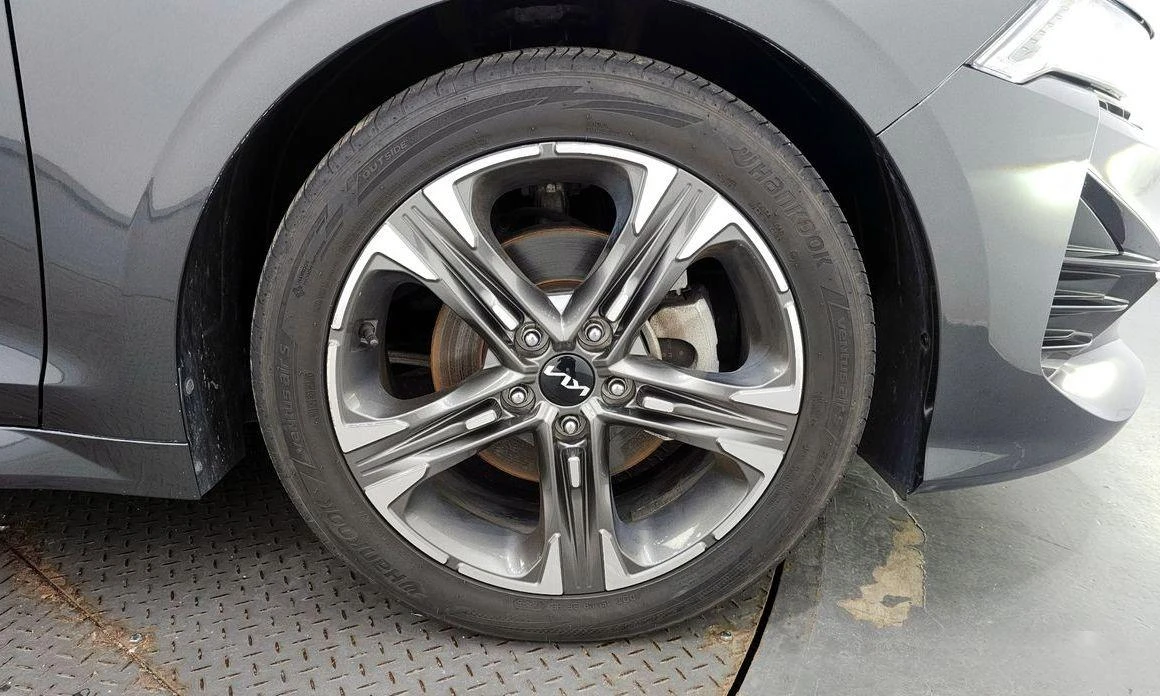 Kia K5  - изображение 5